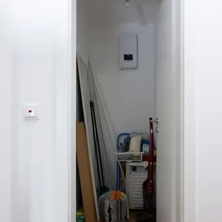 Stylish & Bright In Location アパート *