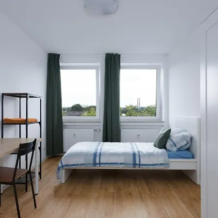 Apartment Stylish & Bright In Location Baunatal